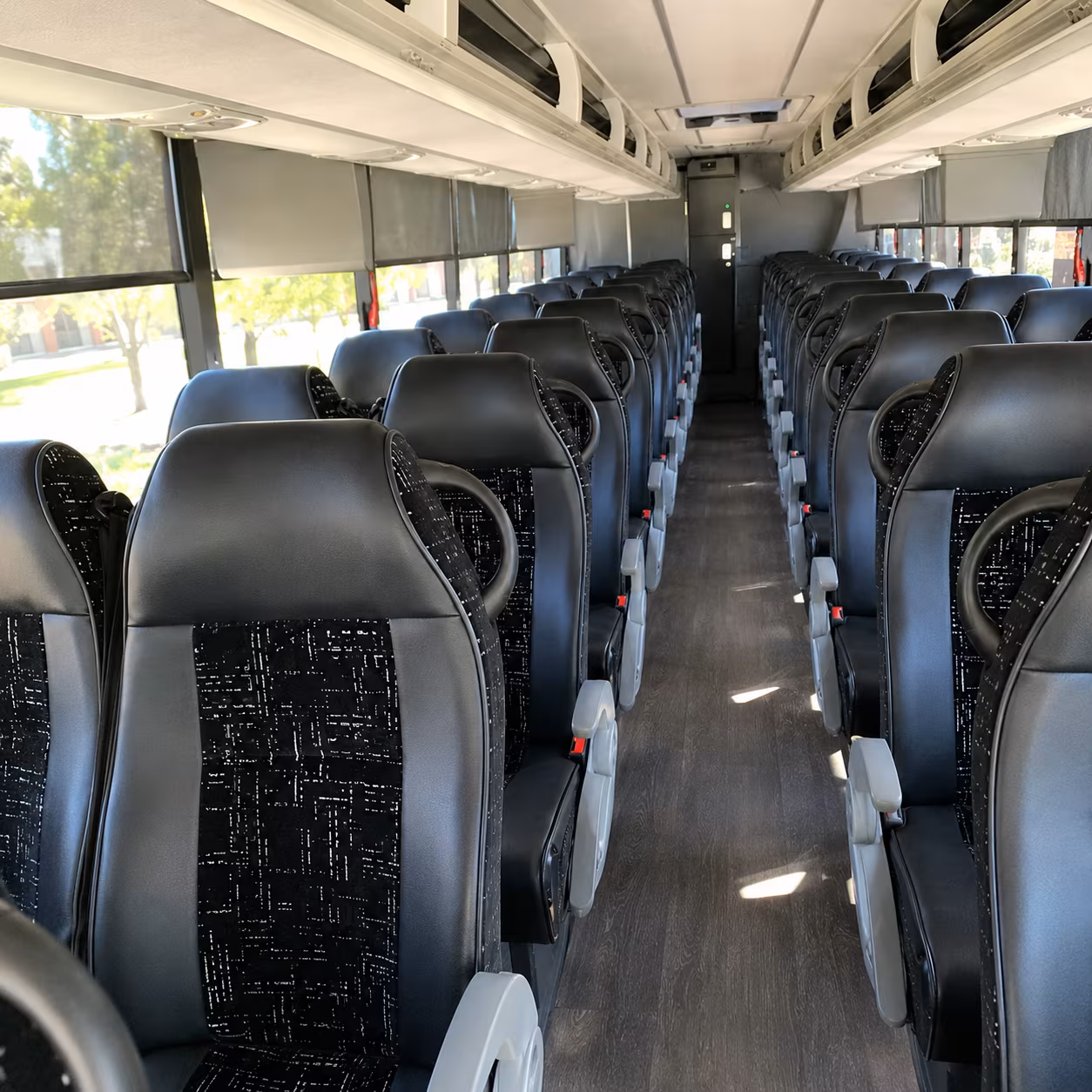 charter bus minibus transfers to boston logan international airport bos