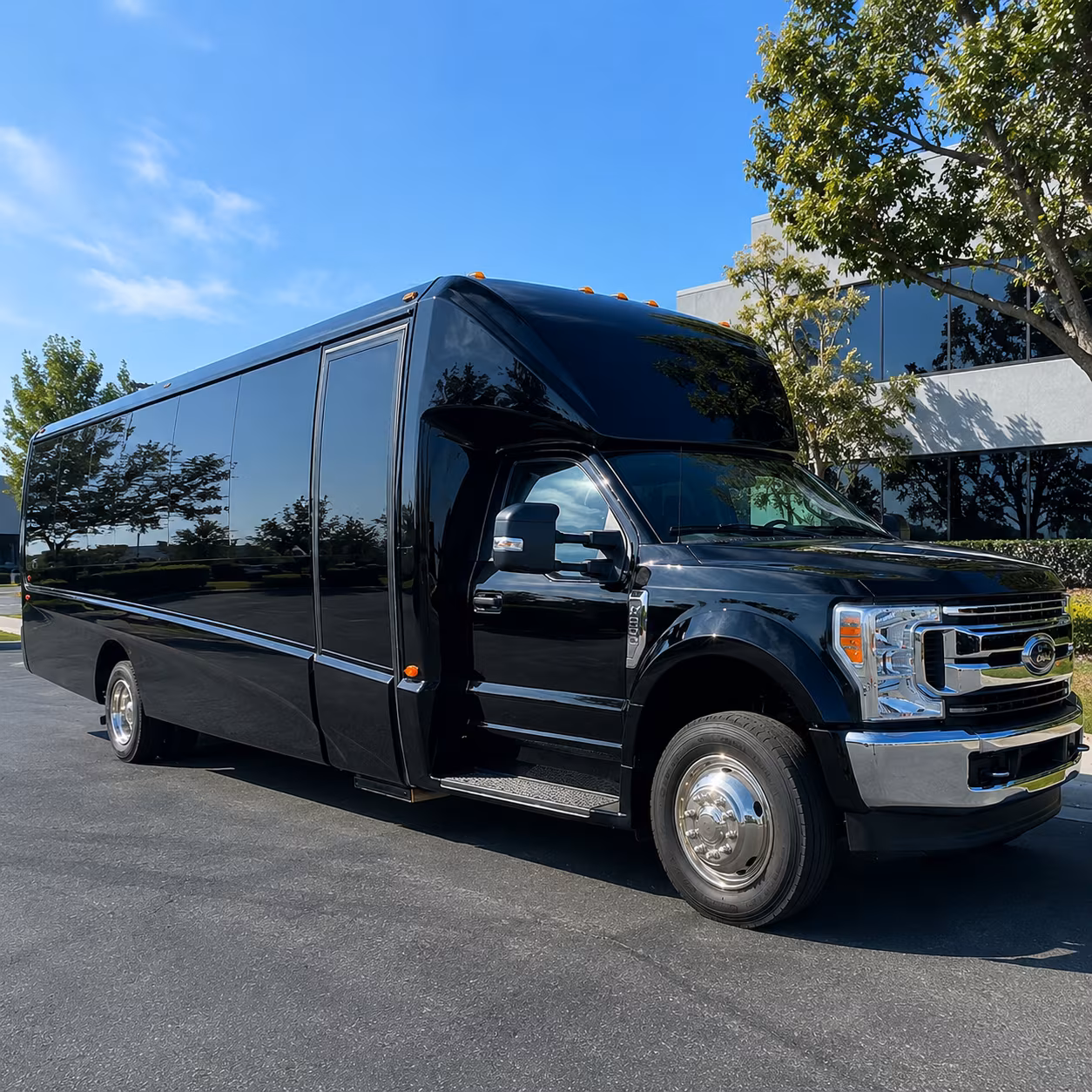 fan buses to fenway park for red sox games