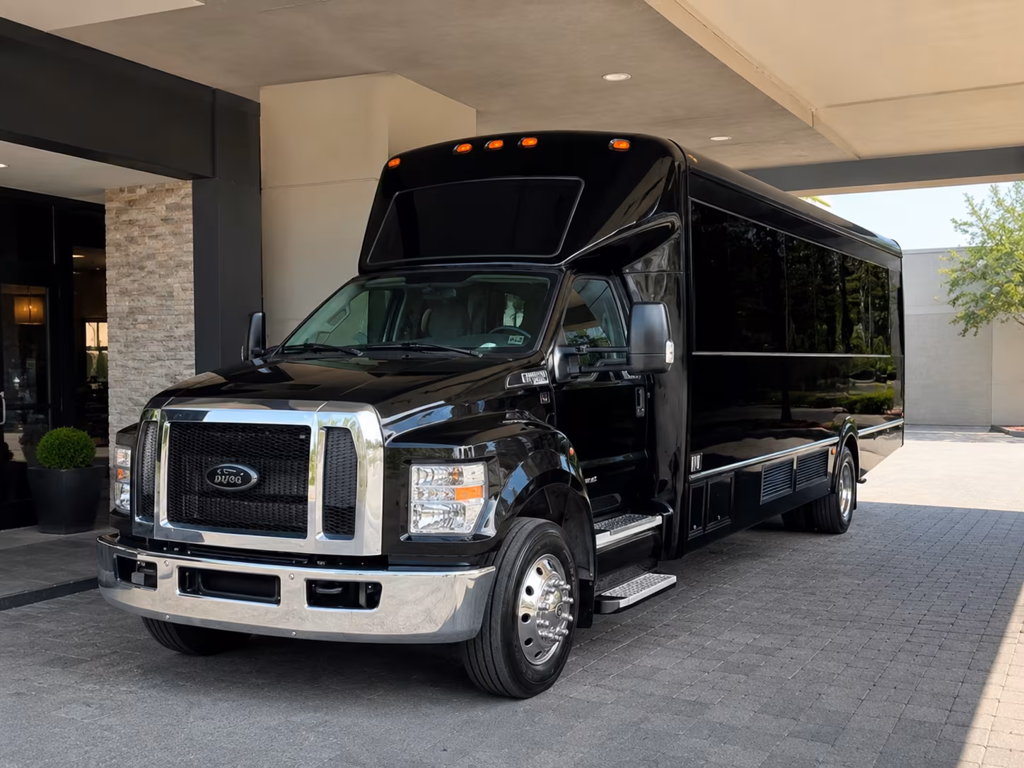 party buses for lowell live and downtown music venue nights